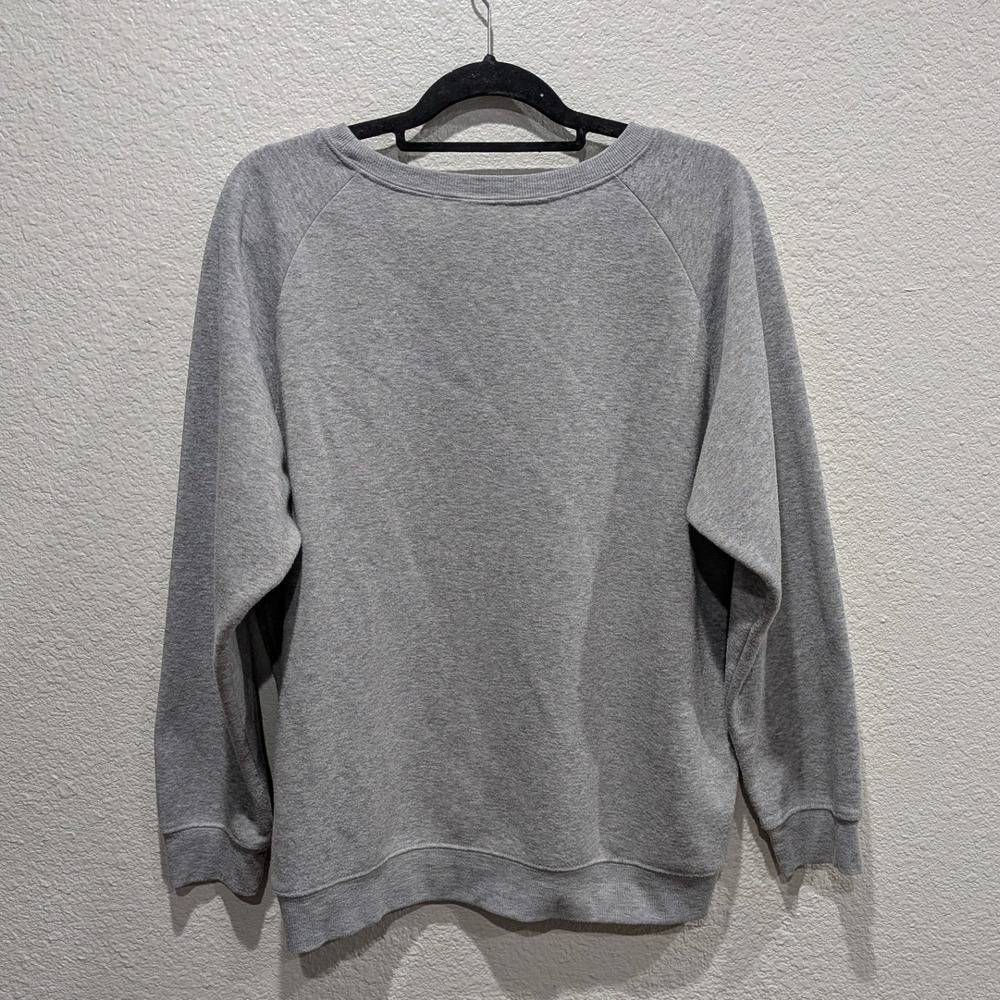 Disney Womens Minnie Mouse Sweatshirt XL Gray Crewneck Graphic Disneyland - Picture 5 of 8